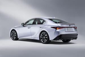 Lexus IS350 F-Sport 2020 года