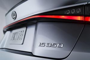 Lexus IS350 F-Sport 2020 года