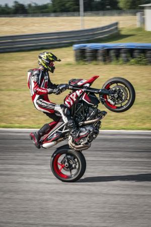 Ducati Hypermotard 950 RVE 2020 года