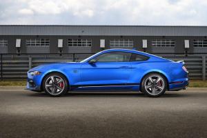 Ford Mustang Mach 1 2020 года