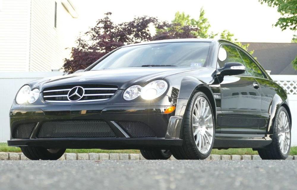 Лотом аукциона стал редкий Mercedes-Benz CLK63 AMG Black Series 2008 года