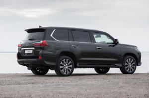 Lexus LX570 by RIDA