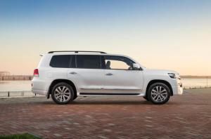 Toyota Land Cruiser 200 by RIDA