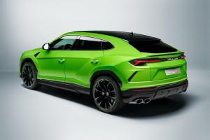 Lamborghini Urus Pearl Capsule в цвете Verde Mantis Green