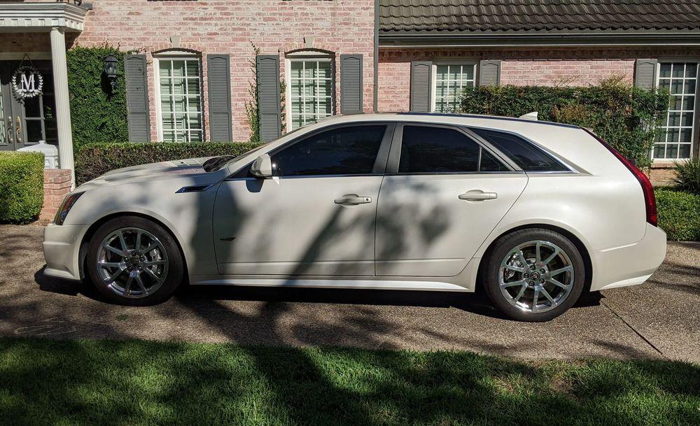 Продается Cadillac CTS-V Wagon 2014 года с пробегом 33 800 километров