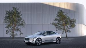 Jaguar I-Pace EV400 AWD HSE Black Pack 2020 года