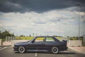 BMW M3 Evolution II 1988 года, в цвете Macau Blue, The Market