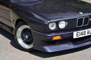BMW M3 Evolution II 1988 года, в цвете Macau Blue, The Market