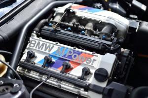 BMW M3 Evolution II 1988 года, в цвете Macau Blue, The Market