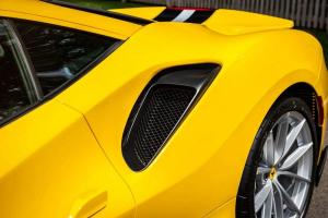 Ferrari 488 Pista 2019 года, в цвете Modena Yellow, Bring A Trailer