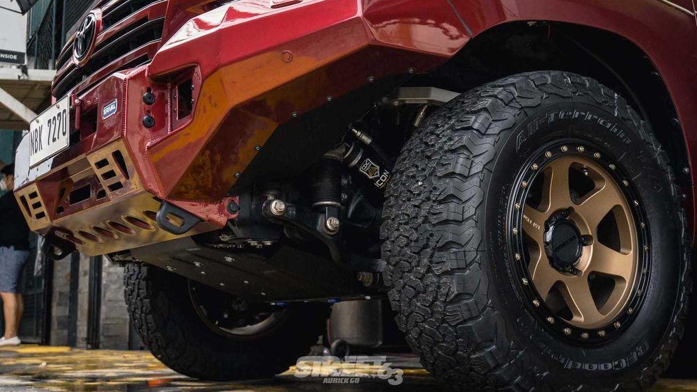 Toyota Land Cruiser 200 by Atoy Customs