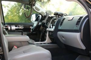 Toyota Tundra CrewMax 4x4 Zombie Apocalypse 2013 года, Bring A Trailer