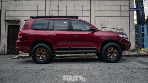 Toyota Land Cruiser 200 by Atoy Customs