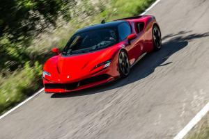 Ferrari SF90 Stradale 2019 года