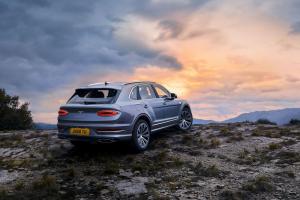 Bentley Bentayga V8 2020 года
