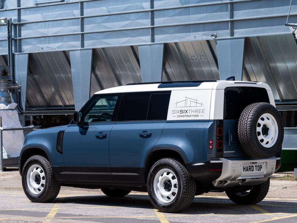 Land Rover Defender Hard Top 2020 года