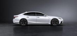 Lexus LS500 F-Sport 2020 года