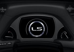 Lexus LS500 F-Sport 2020 года