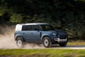 Land Rover Defender Hard Top 2020 года