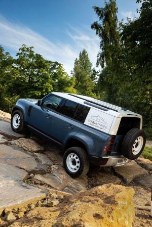 Land Rover Defender Hard Top 2020 года