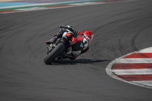 Ducati Panigale V2 2020 года, в цвете White Rosso