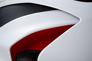 Ducati Panigale V2 2020 года, в цвете White Rosso