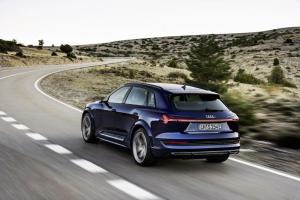 Audi e-tron S 2020 года