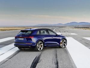 Audi e-tron S 2020 года