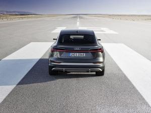 Audi e-tron S Sportback 2020 года