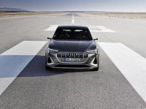 Audi e-tron S Sportback 2020 года