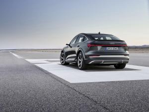 Audi e-tron S Sportback 2020 года