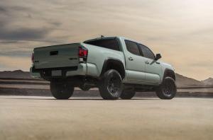 Toyota Tacoma TRD Pro Double Cab 2020 года в цвете Lunar Rock