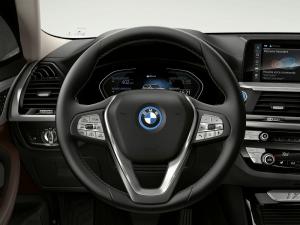 BMW iX3 2020 года
