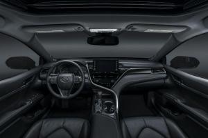 Toyota Camry Hybrid XSE 2020 года