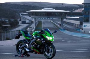Kawasaki Ninja ZX-25R 2020 года