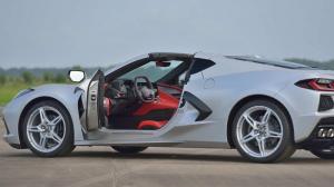 Chevrolet Corvette Stingray Convertible (C8) 2020 года