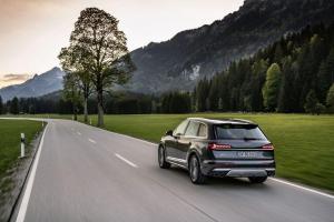 Audi SQ7 TFSI 2020 года