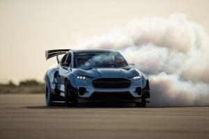 Ford Mustang Mach-E 1400 Prototype 2020 года