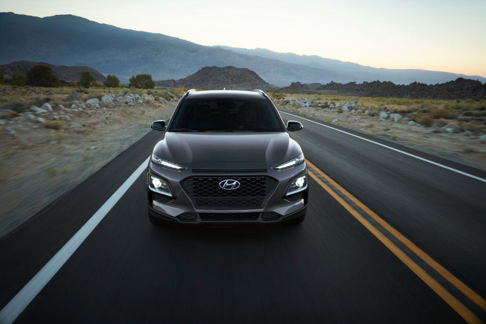 Интересные вседорожники Kona Night Edition представила Hyundai