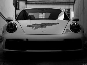 Porsche 911 Carrera 4S Crystal Eroded Art Car by Daniel Arsham 2020 года