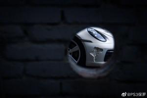 Porsche 911 Carrera 4S Crystal Eroded Art Car by Daniel Arsham 2020 года