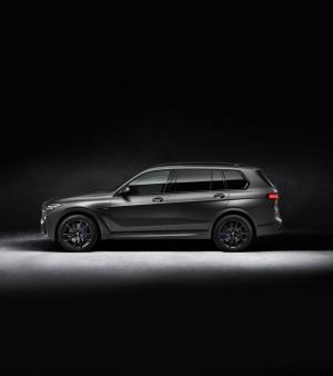 BMW X7 M50i Edition Dark Shadow 2020 года