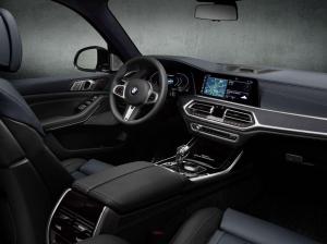 BMW X7 M50i Edition Dark Shadow 2020 года