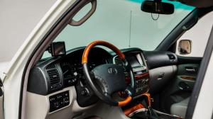 Lexus LX470 Overland Modified 2005 года, Bring a Trailer