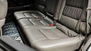 Lexus LX470 Overland Modified 2005 года, Bring a Trailer