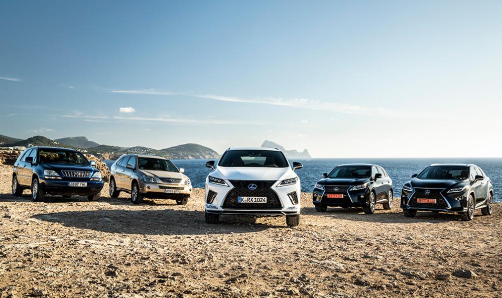 Обновленный Lexus RX прислушался к критике
