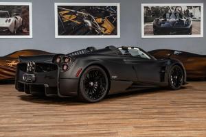 Pagani Huayra Roadster 2018 года