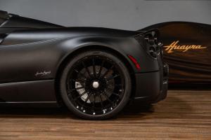 Pagani Huayra Roadster 2018 года