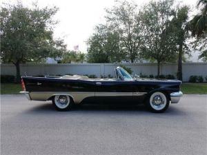 DeSoto Adventurer Convertible 1957 года