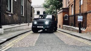 Стоит ли этот тюнингованный Land Rover Defender 65000 долларов?